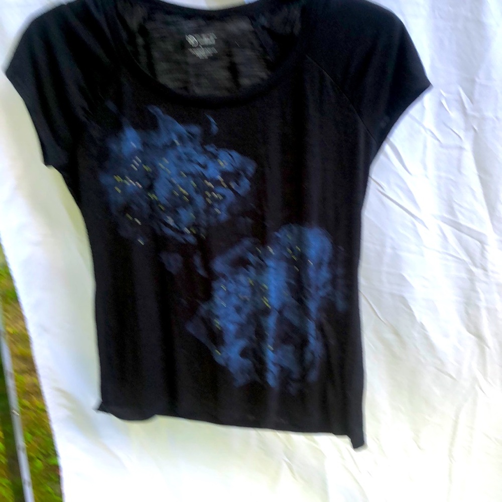 Thin, summer t-shirt. Size large.